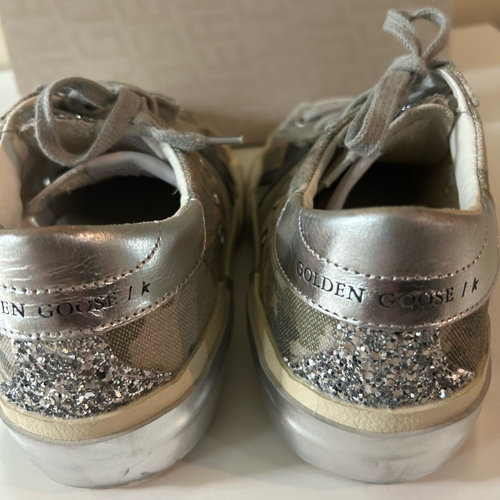 Golden Goose Camo Black Star 39 HTF Sneakers with Orange Soles! - Picture 7 of 11